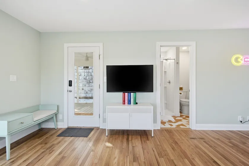 Jans Place - Image 1