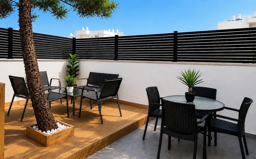 Dnine3 - Garden apartment by the sea - Image 1
