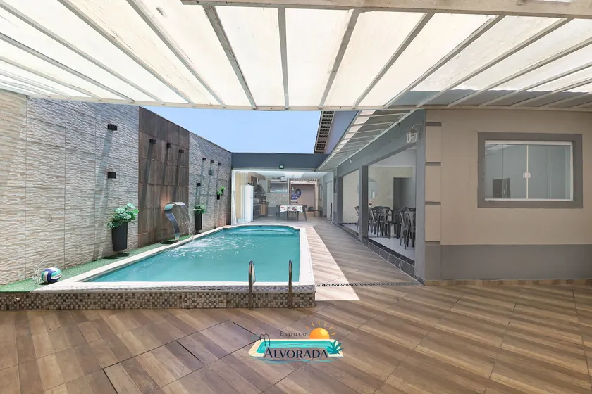 Alvorada Space: Modern house with pool and leisure. - Image 1