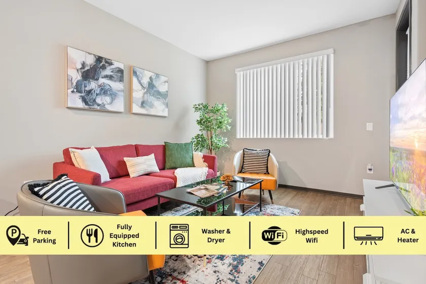 Stylish Irvine Gateway - Central & Prime Location - Image 1