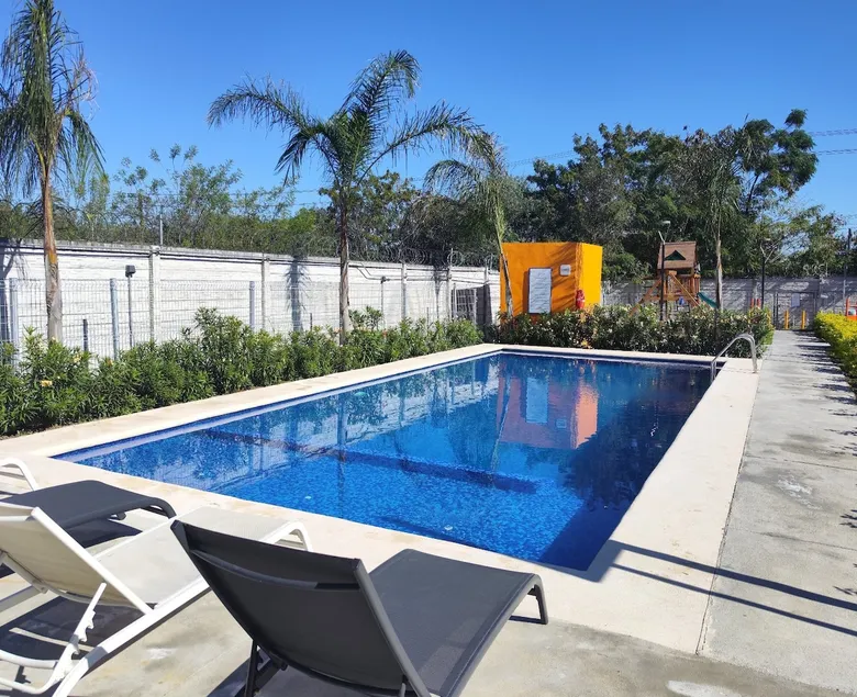 Modern and comfortable apartment, well located - Image 1