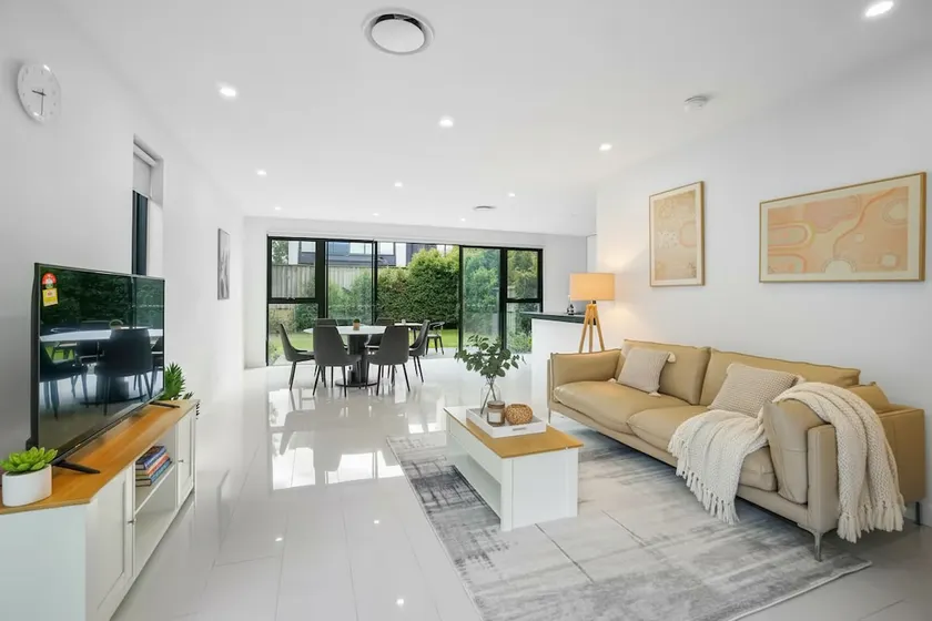 Modern Home – The Perfect Vacation Retreat - Image 1