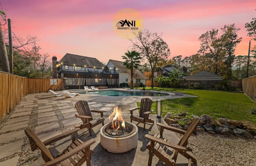 Spring Castle | Private POOL • Near IAH Airport - Image 1