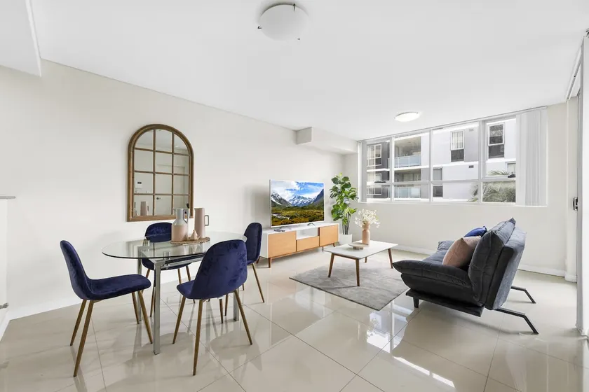 Canterbury 2BR APT near Train Station Woolworth - Image 1
