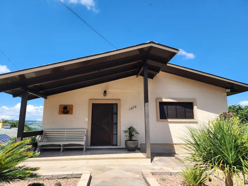 Large house in downtown Nova Pádua – Simionato Family - Image 1