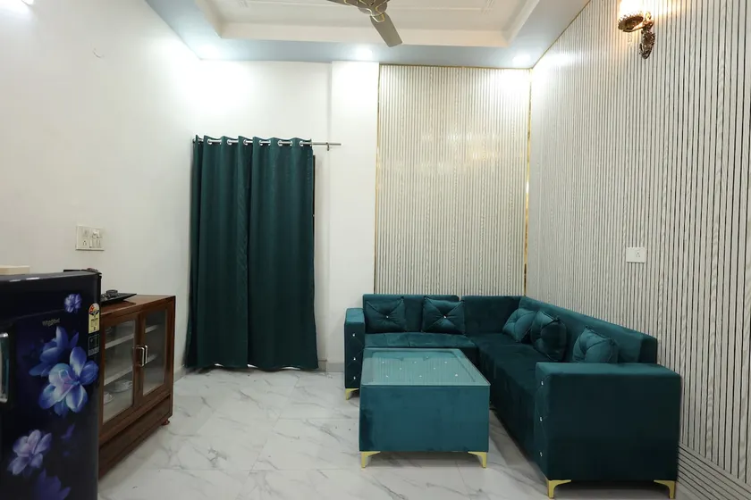 Home 1BHK for Couple Friendly Sector 25 Rohini - Image 1