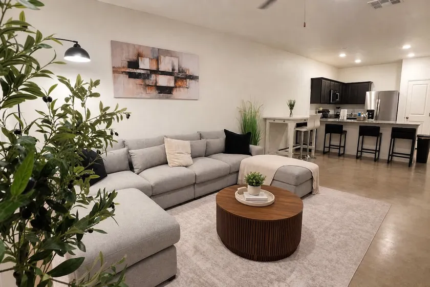 Private Cul-de-Sac House w/ Fast Wi-Fi & Parking - Image 1