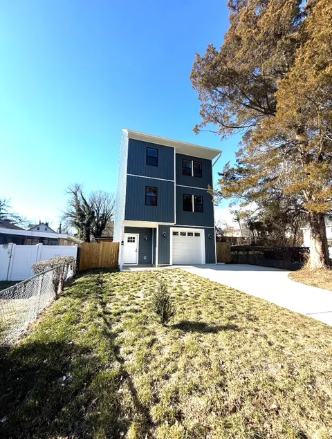 Modern 4-Level House near DC & Annapolis - Image 1