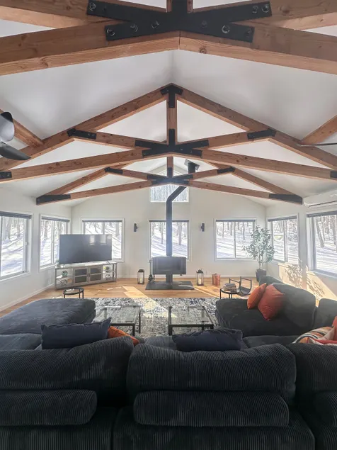 Copake Retreat | Heated Pool + Lake access - Image 1