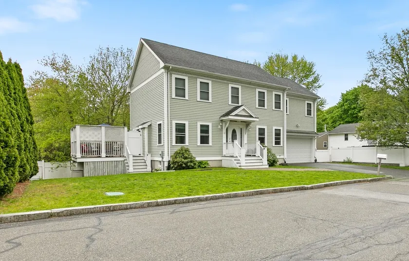 Quiet Boston-Area Sanctuary, Elegant & Comfortable - Image 1