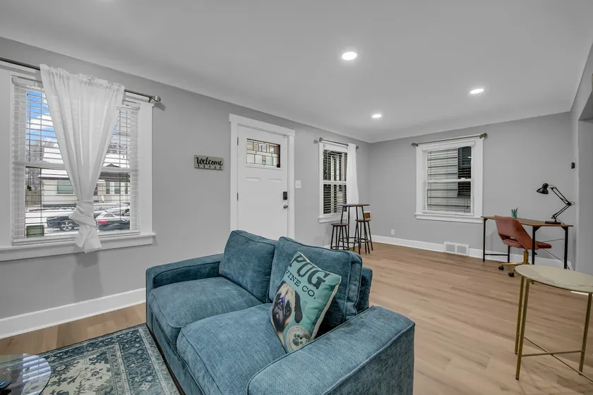 Cozy Home Near Ferndale, Royal Oak & Detroit! - Image 1