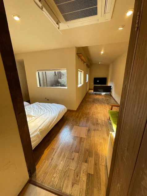 2024 Fully Renovated. This is an old house where you can spend a quiet time in the center of the city. Closest to the downtown area - Image 1