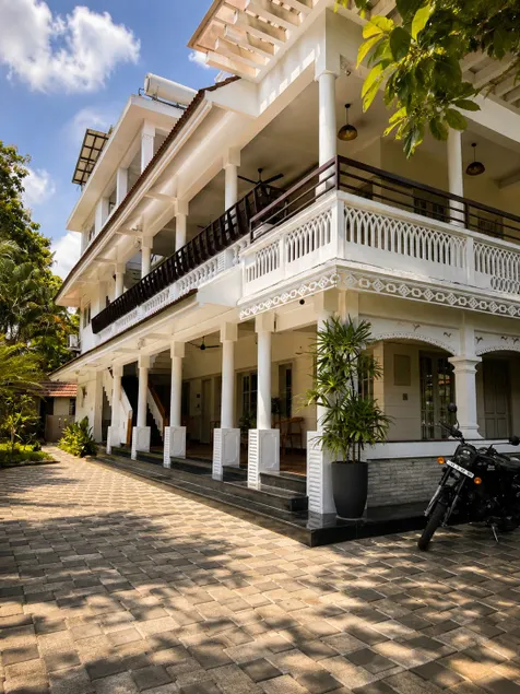 Delux Room @ heritage Home Ernakulam Cochin - Image 1