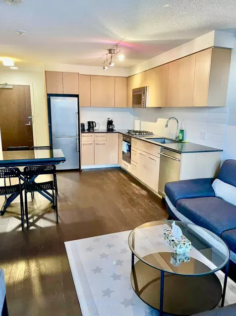 YVR Traveler’s Choice:Chic 1BR in Central Richmond - Image 1