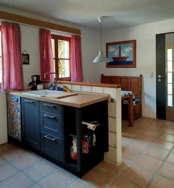Heite apartment with terrace and garden - Image 1