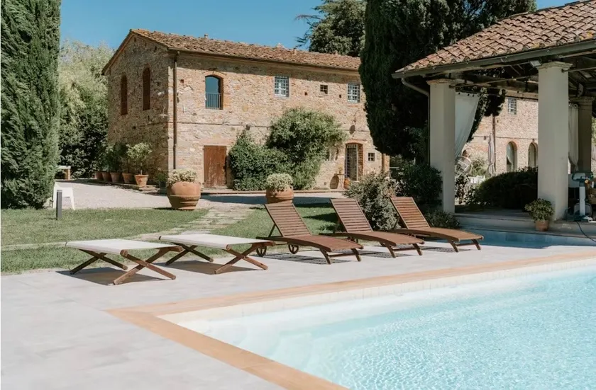 Tuscan Villa with Private Pool and Panoramic View - Image 1