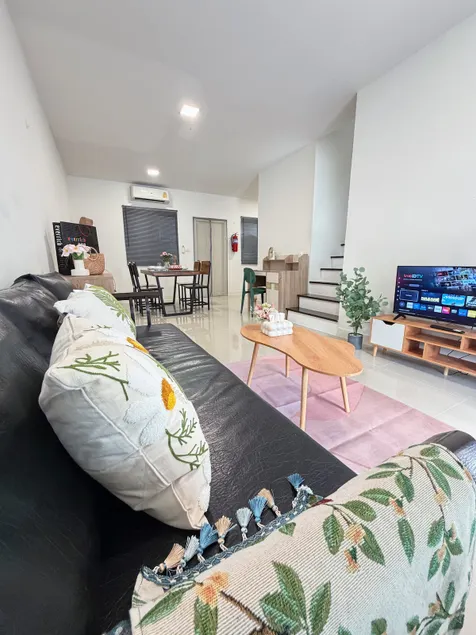 Townhome 93, 3 bedrooms, 2 bathrooms, Big C Sea Don Mueang - Image 1