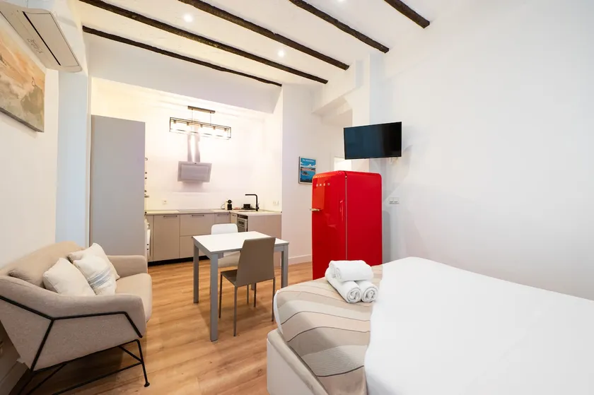 San Blas Sagues Chic Studio with AC - Image 1
