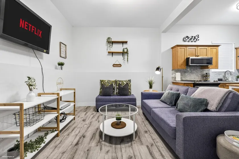 Cozy 2BR Suite Near Trails & Parks - Image 1