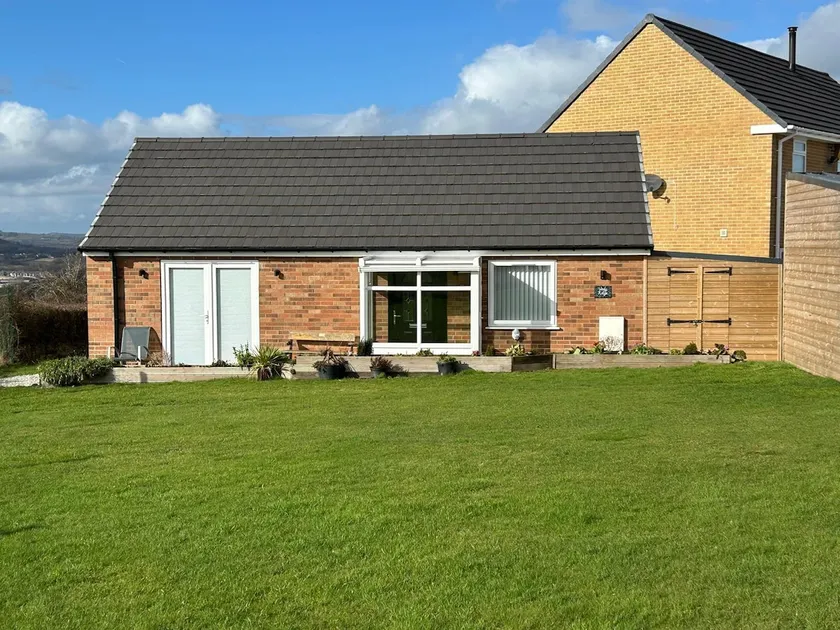 Windy Ridge. small bungalow with beautiful views - Image 1