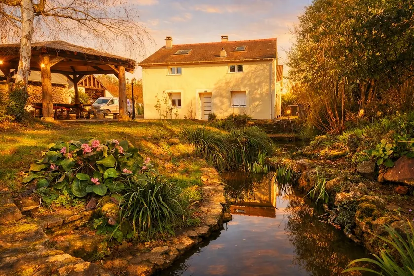 poolside cottage - Image 1