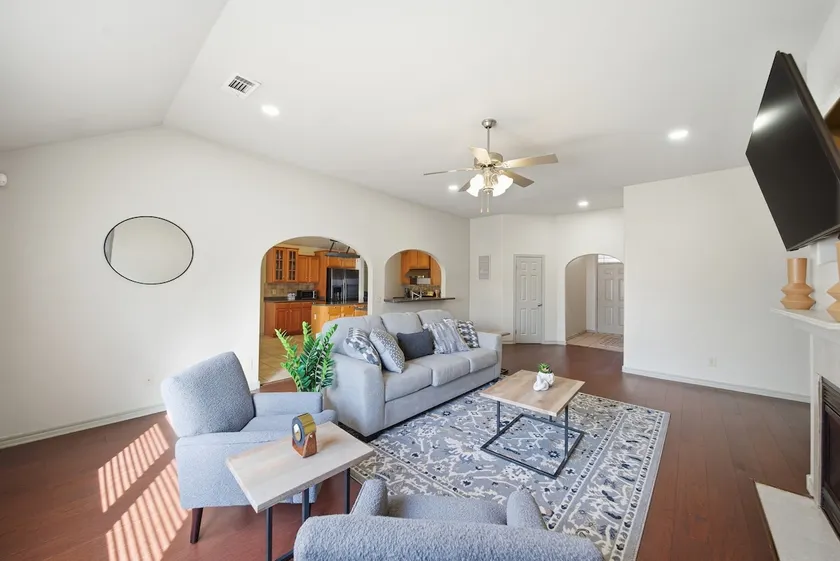 Family Home Near Tulsa | Pool + King Bed - Image 1