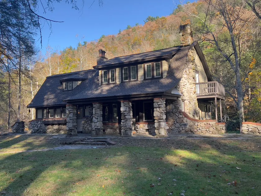 Cozy 3 BR Cabin on Lycoming Creek - Image 1