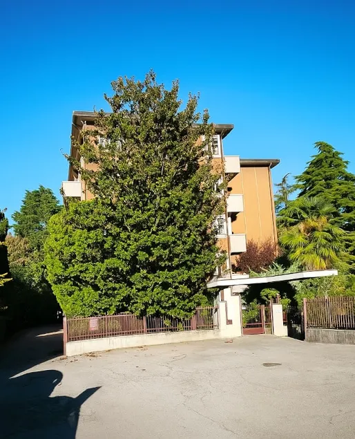 Graceful apt., a short walk from the city center - Image 1
