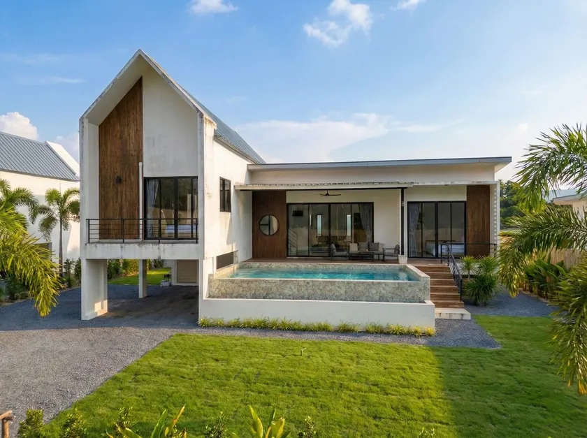 White Haven | Pool • New • Central • Coco View - Image 1