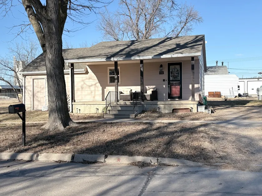 Tiny House - Image 1
