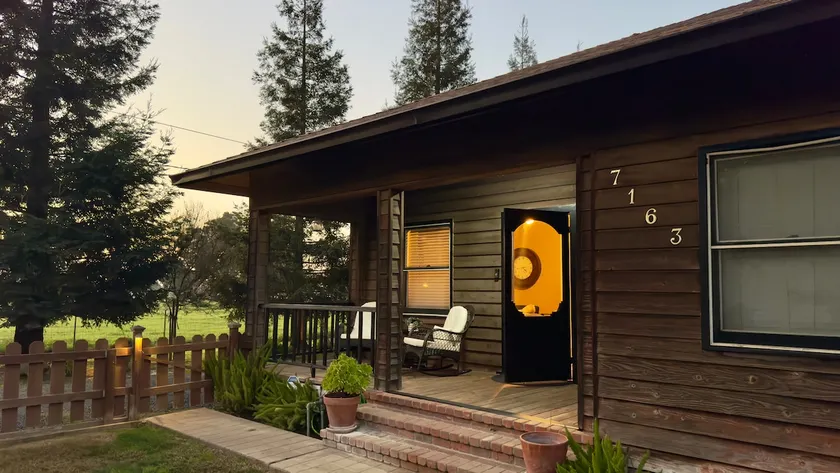 Lodi Wine Cottage | Private Property near Wineries - Image 1