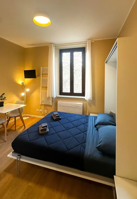 Modern Studio | Porta Romana | 5 min M3 Subway - Image 1