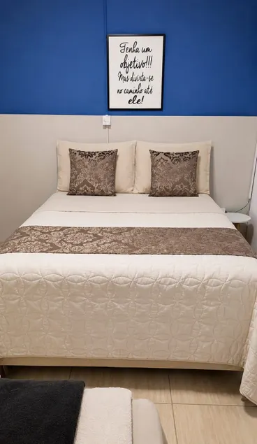 House in the Center - Additional guests pay less - Image 1