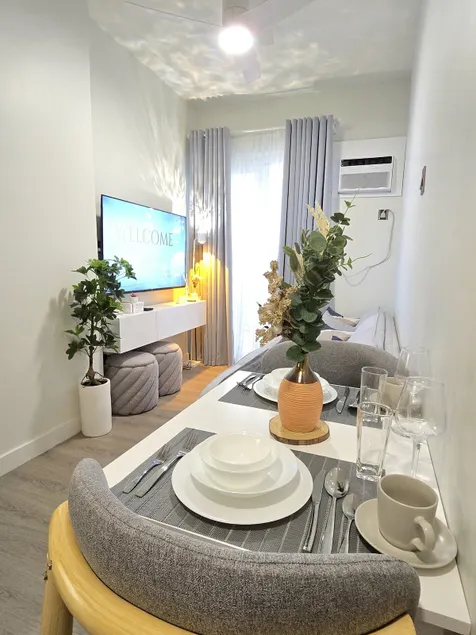 1 Bedroom Condo with Balcony at Antara FREE Parking - Image 1