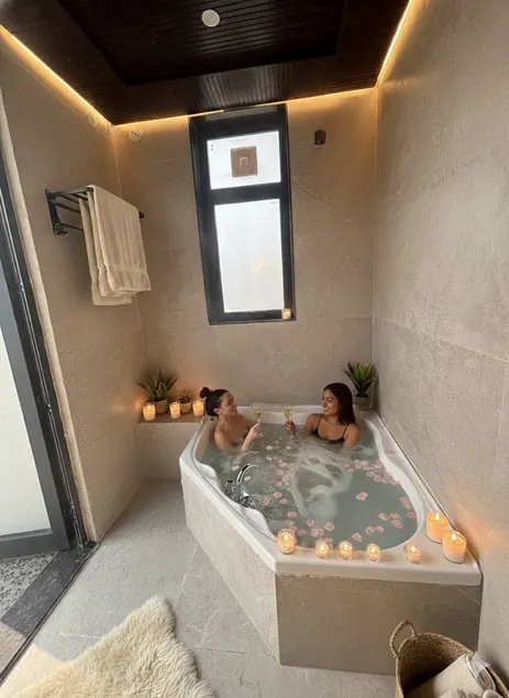 Urasha-Meraki Stays - 1BHK Villa I Jacuzzi&Balcony - Image 1