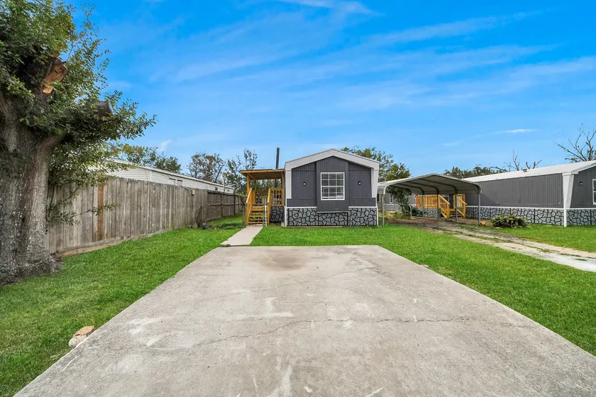Quiet House Pasadena - Image 1