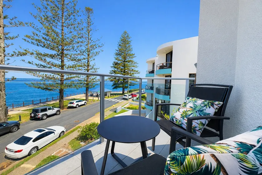 Golden Beach Oceanfront 3BR - Image 1