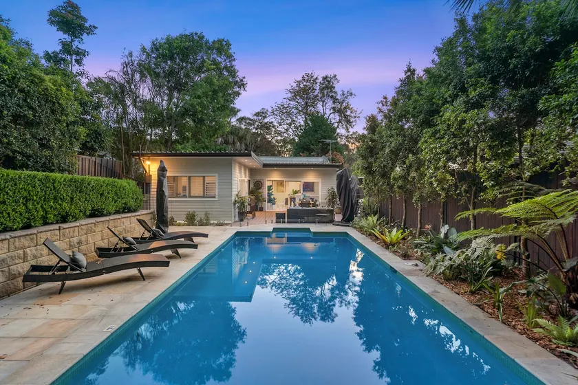 Poolside 3BR Coastal Retreat in Avalon Beach - Image 1