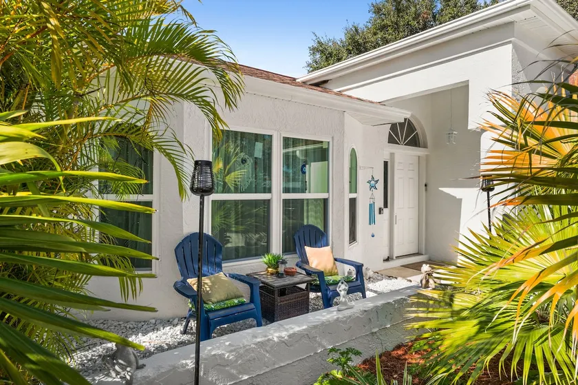 PalmHaus | Heated Pool•Outdoor TV•Coastal Retreat - Image 1