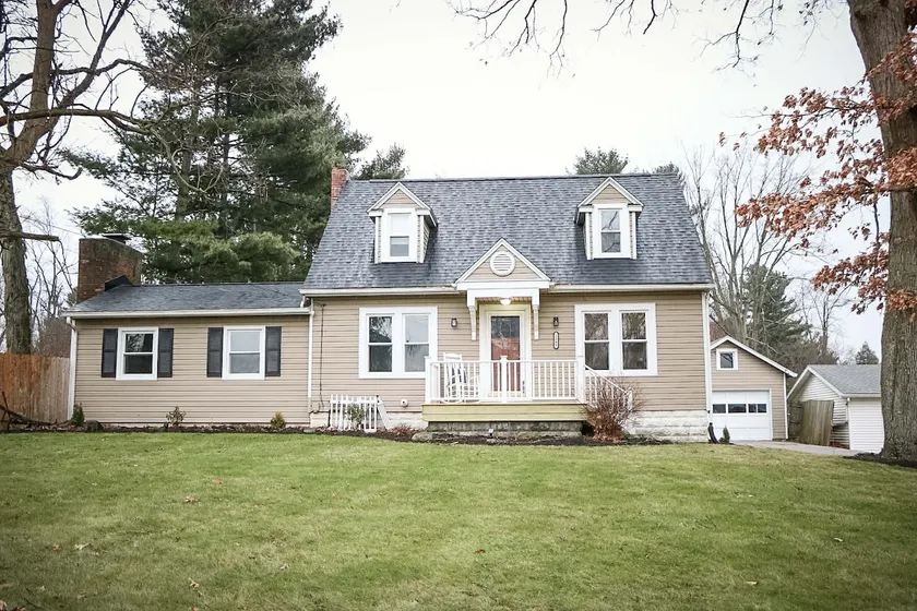 Oak Cottage - Image 1