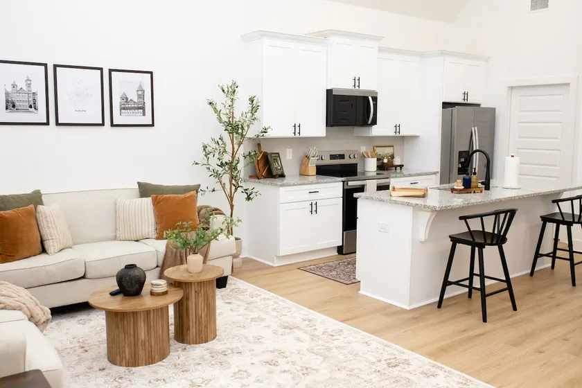 Firefly on the Plains | 2BR near Auburn University - Image 1