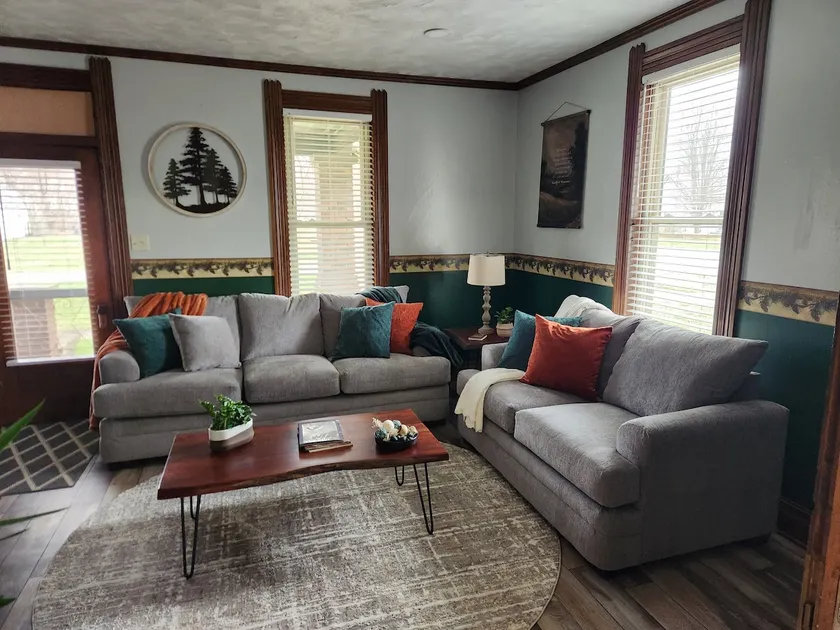 Charming Newly Renovated WheelchairAccessible Home - Image 1