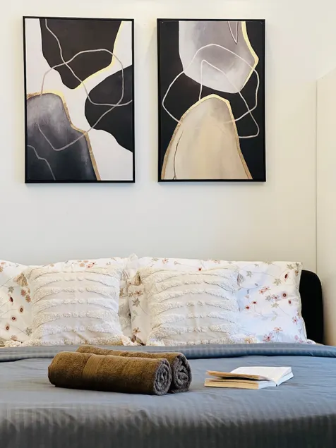 Lux Flat 401 Baner - Image 1