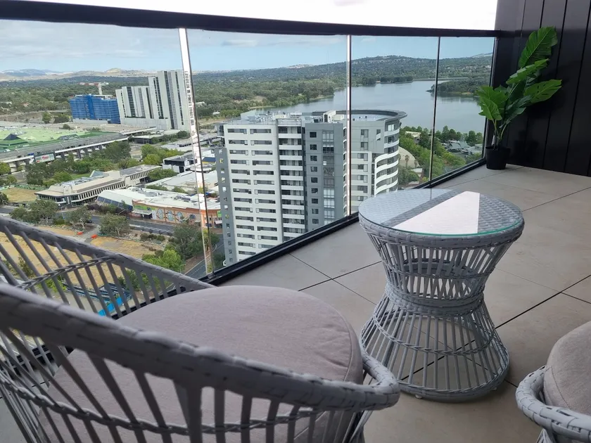 Stunning apartment, panoramic views. Pool and gym. - Image 1