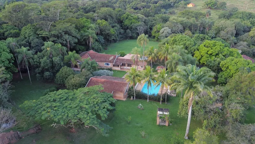Paradise Ranch on the banks of the Atibaia River - Image 1