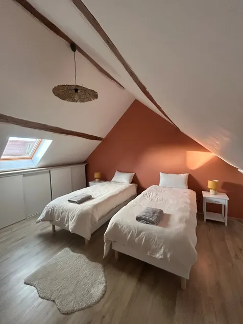 Duplex in the heart of Gouvieux - Image 1