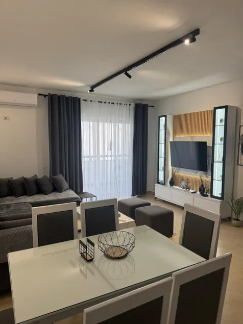 Cloud 4 Apartment - Image 1