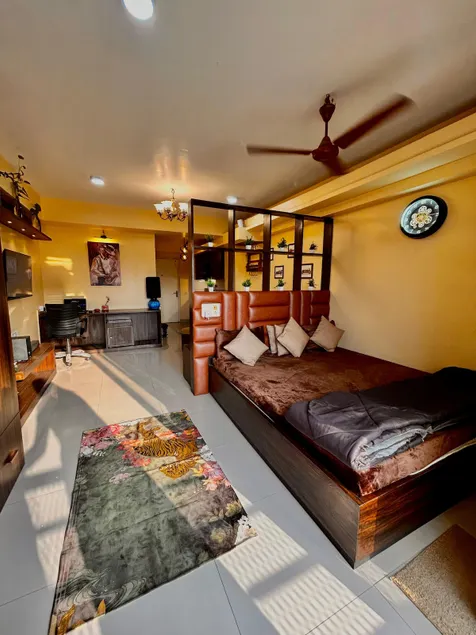 Magnus Suites - The Royale Den. Siddha Xanadu. - Image 1