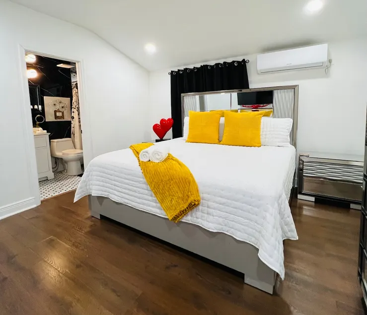 Quiet Stay/Private Patio - Image 1