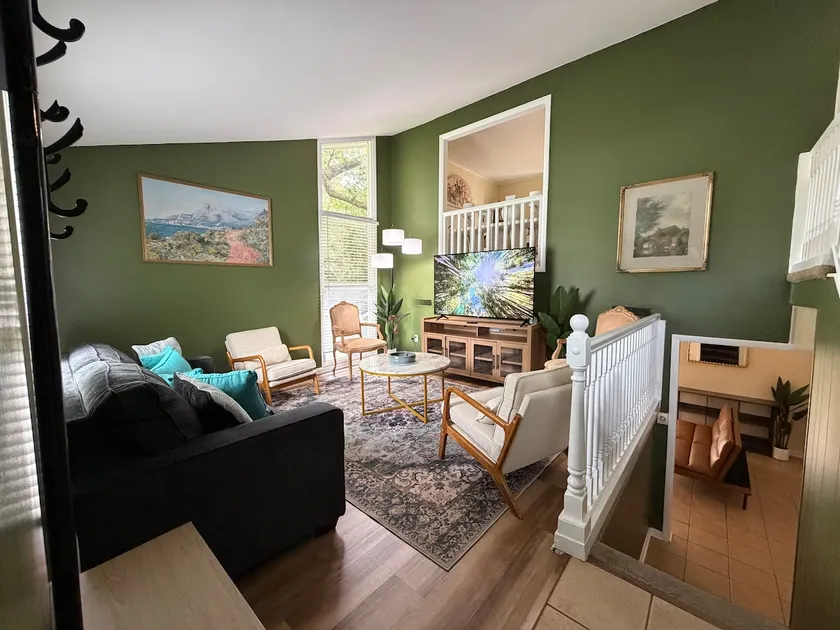Spacious 4BR Near I-75 Exit 18 • 9 Beds - Image 1